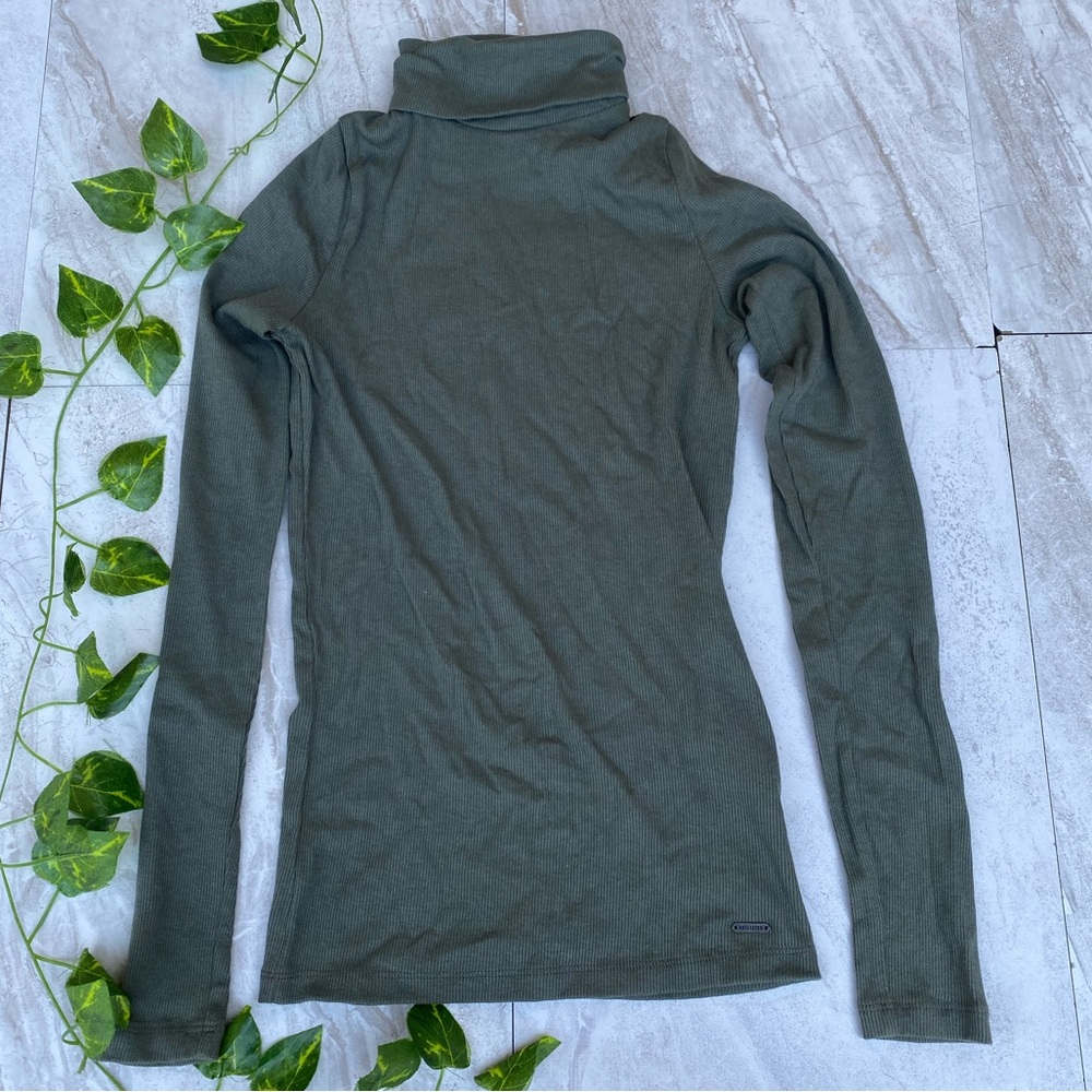 Hollister Co Olive Navy Green Long Sleeve Turtleneck Sweater Top Slim Tee Knit